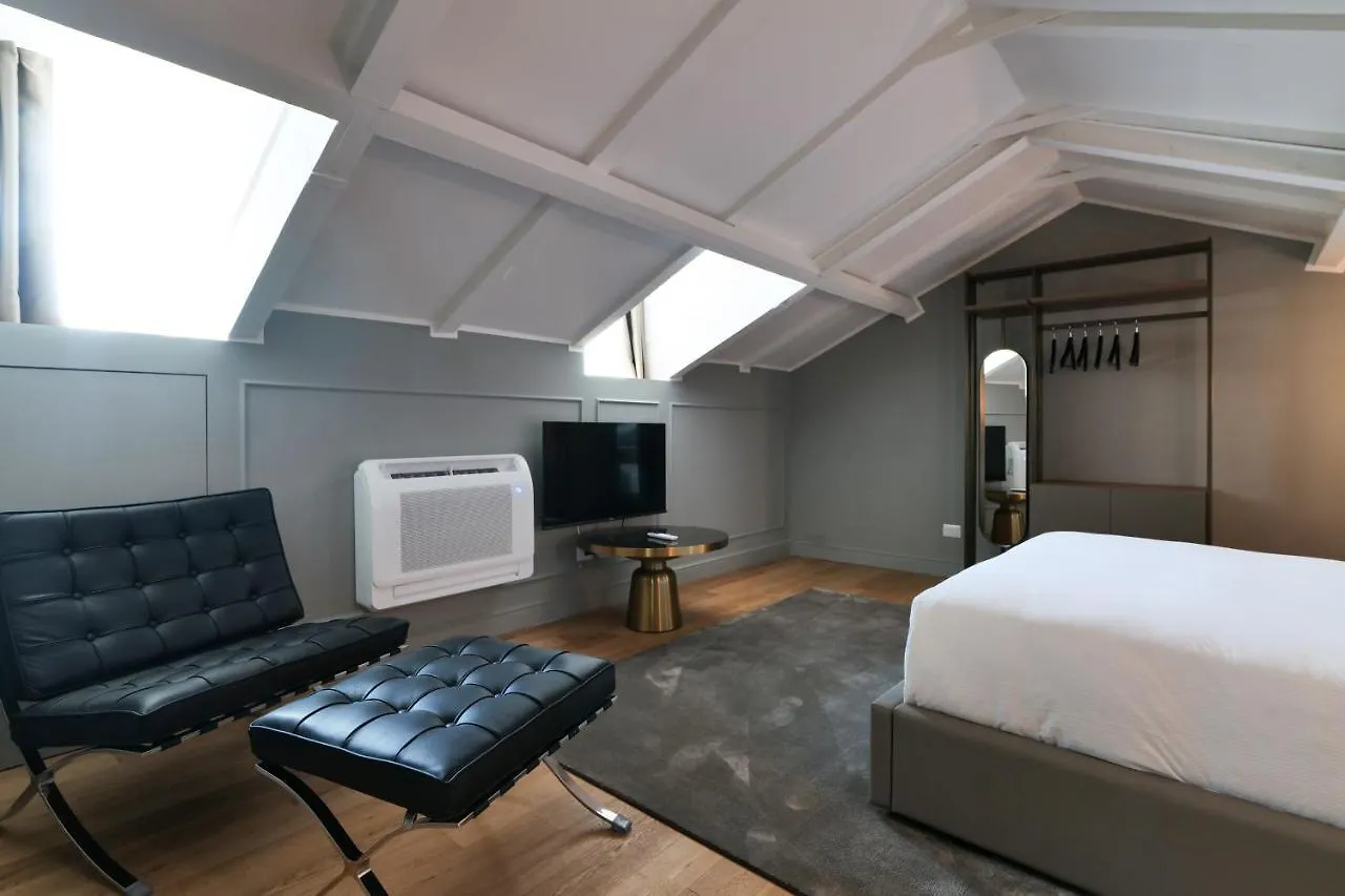 Prestige Boutique Aparthotel - Piazza Duomo View 밀라노 아파트