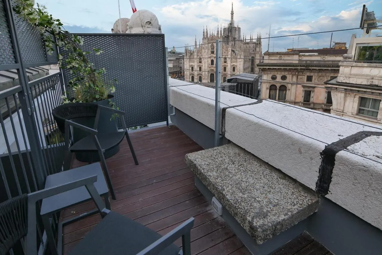 Prestige Boutique Aparthotel - Piazza Duomo View Milan Appartement