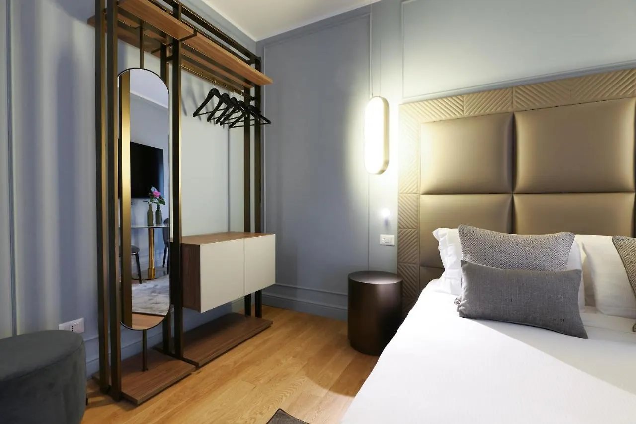 Prestige Boutique Aparthotel - Piazza Duomo View Milan