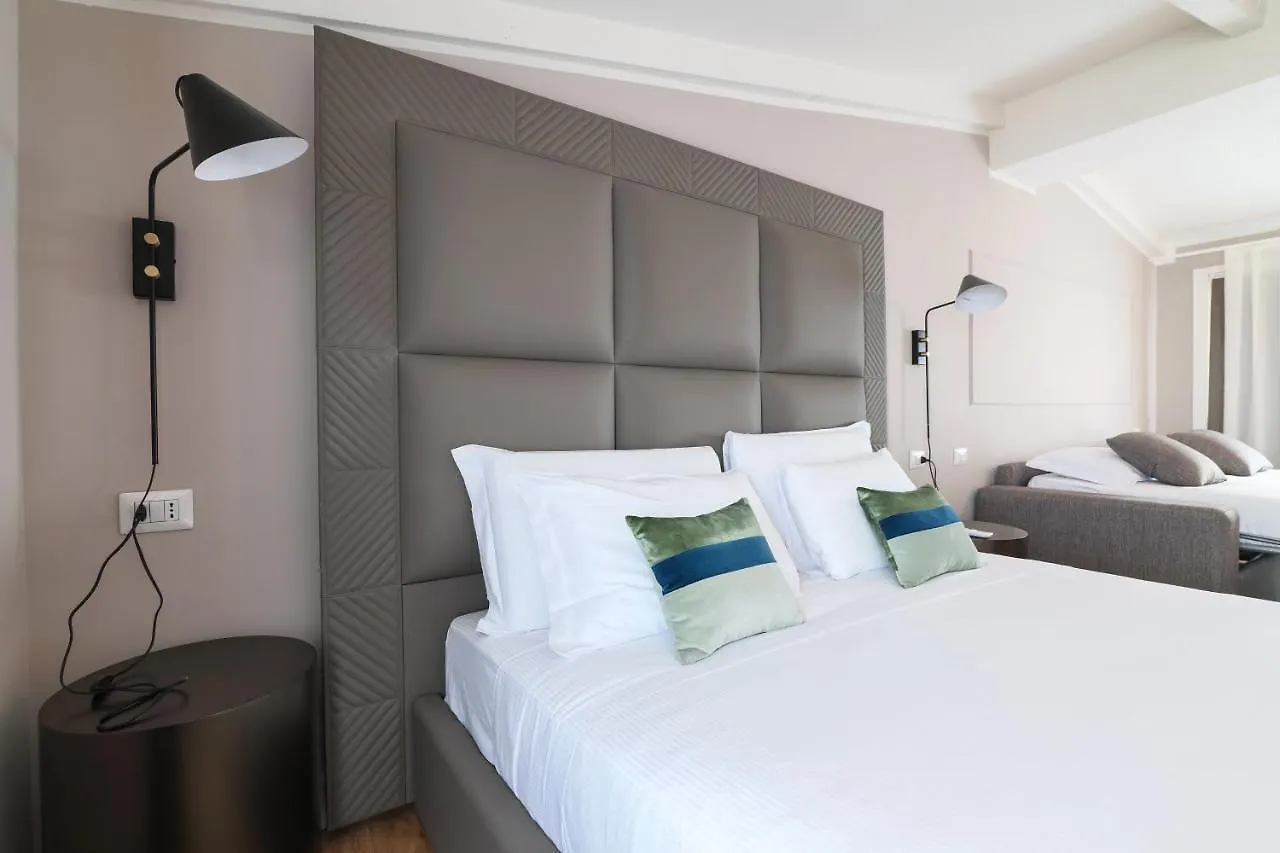 Prestige Boutique Aparthotel - Piazza Duomo View Milan 0*,  Italie
