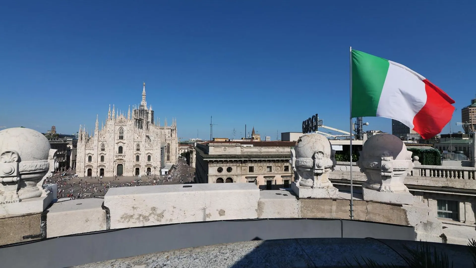 Prestige Boutique Aparthotel - Piazza Duomo View Milan