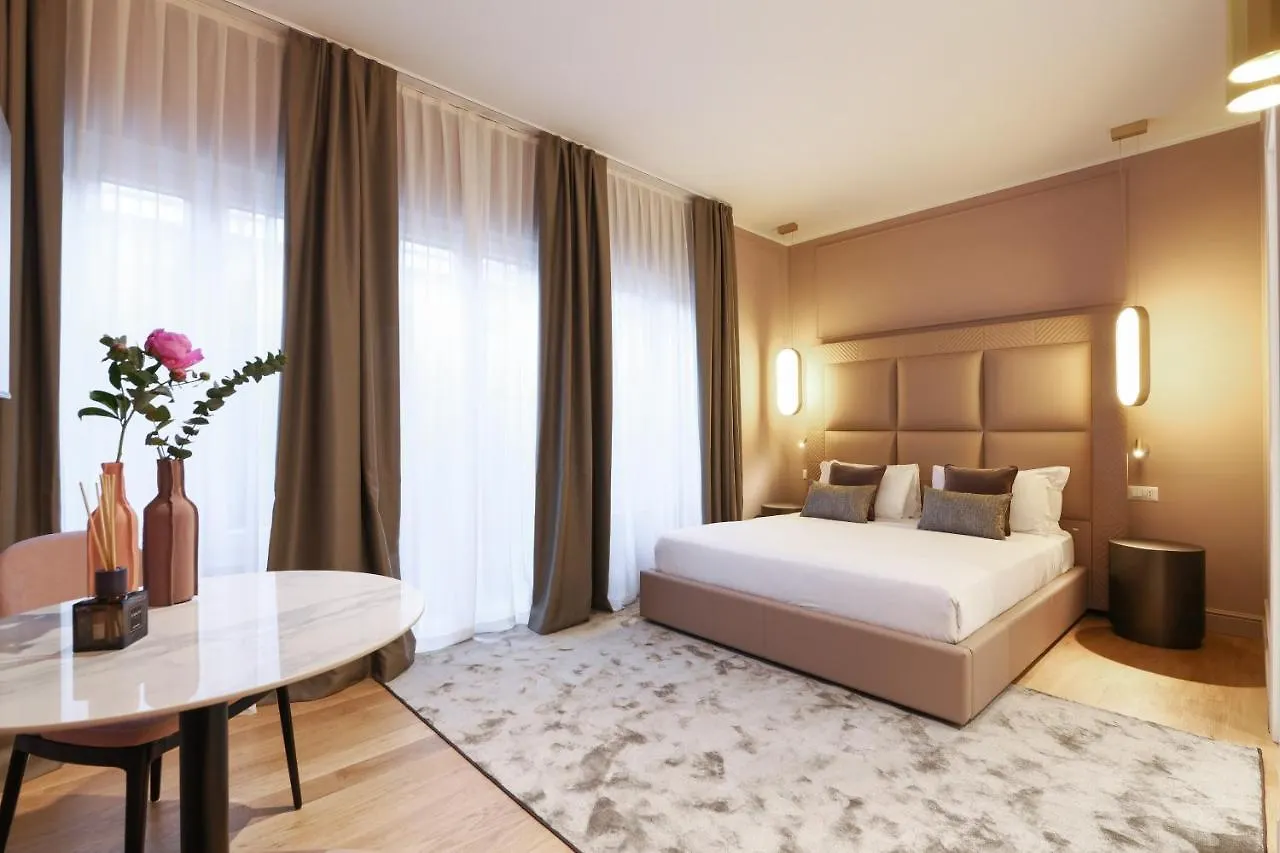 Apartamento Prestige Boutique Aparthotel - Piazza Duomo View Milán