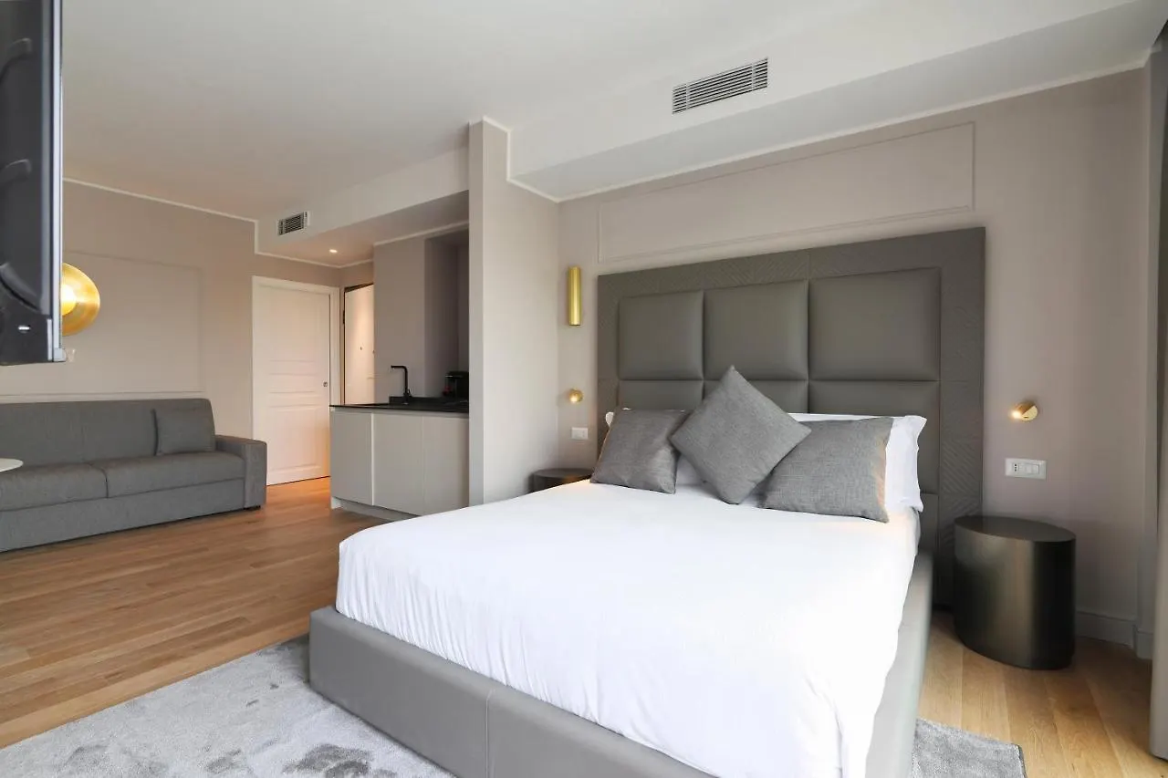 Apartamento Prestige Boutique Aparthotel - Piazza Duomo View Milán